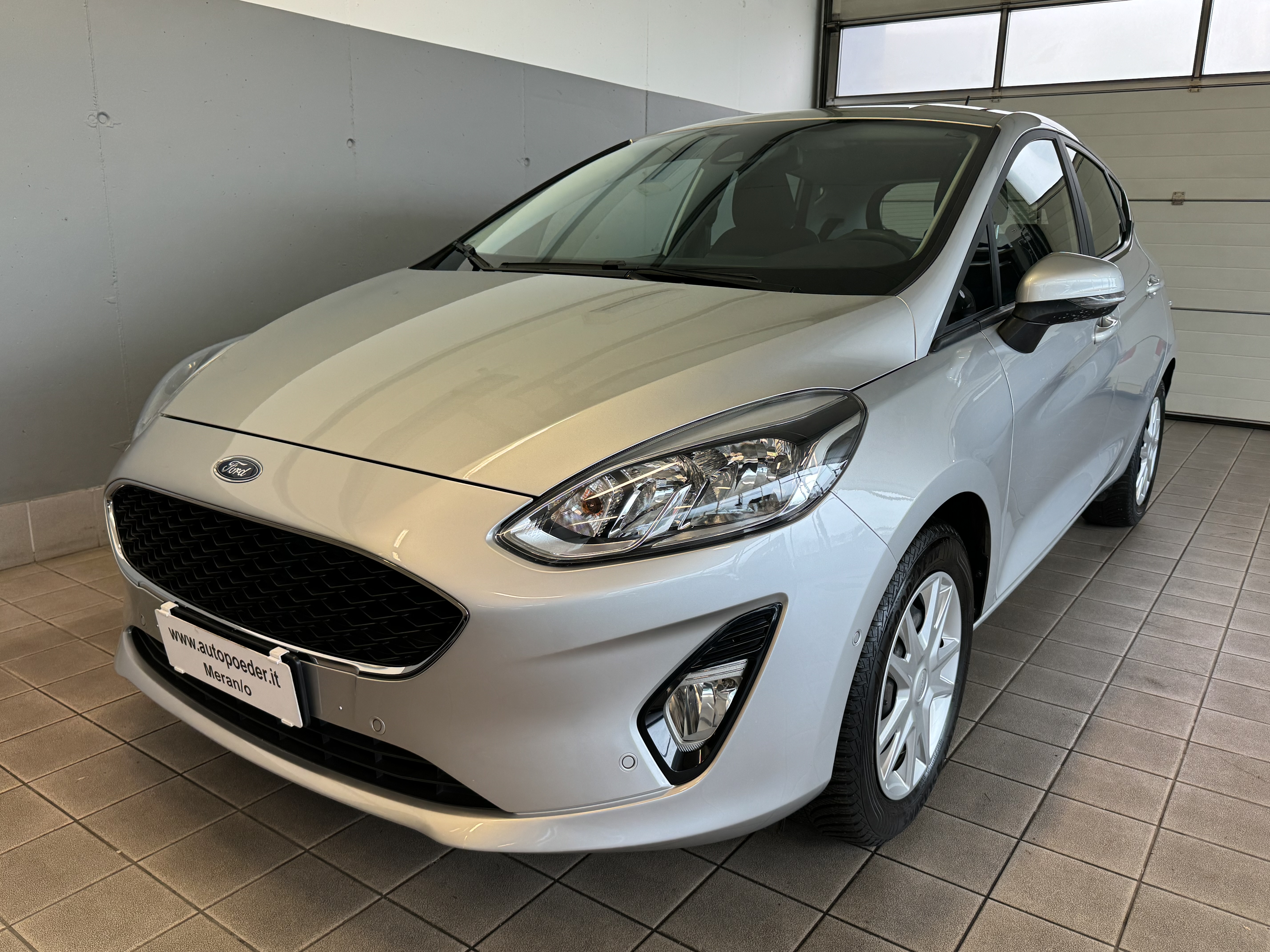 FORD Fiesta 1.1 S&S COOL&CONNECT Neopatentati