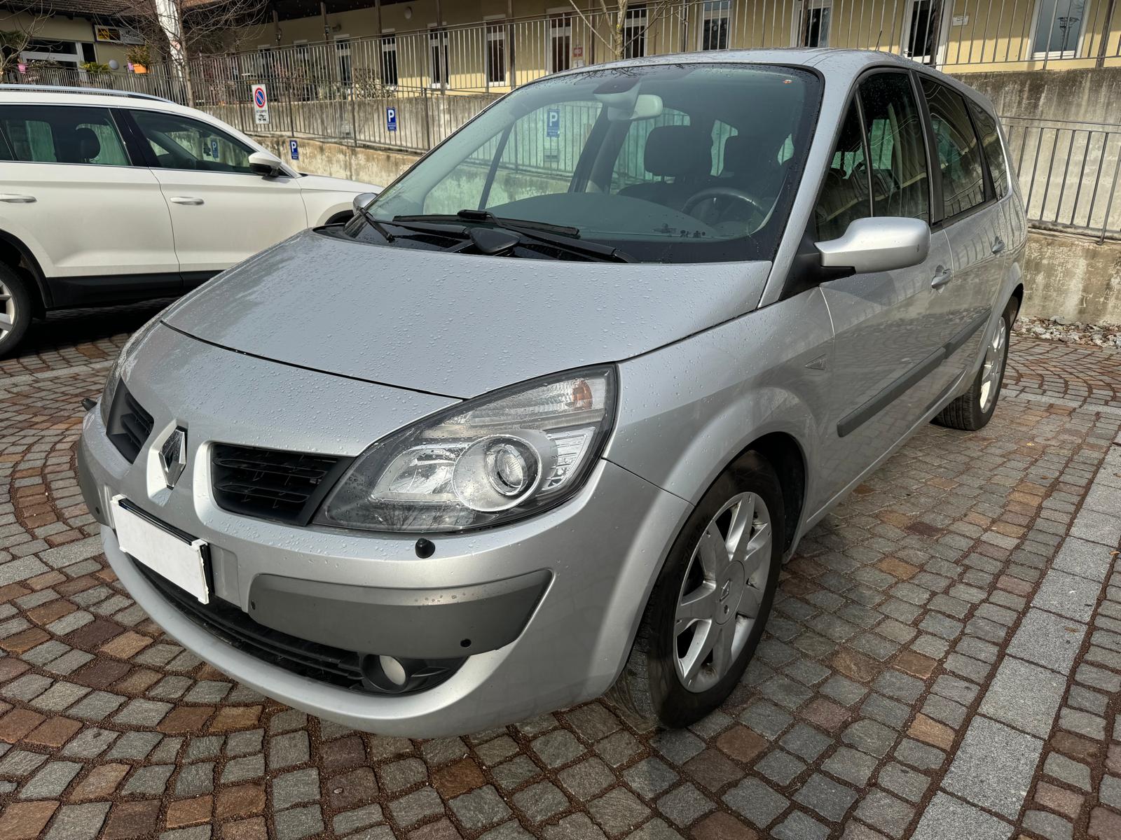 Renault Scenic 2.0 
